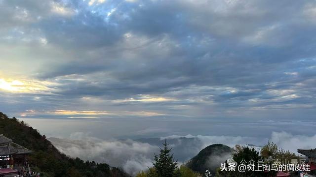 雨后的三山五岳独尊东岳泰山：云与霞绘就的人间绮梦