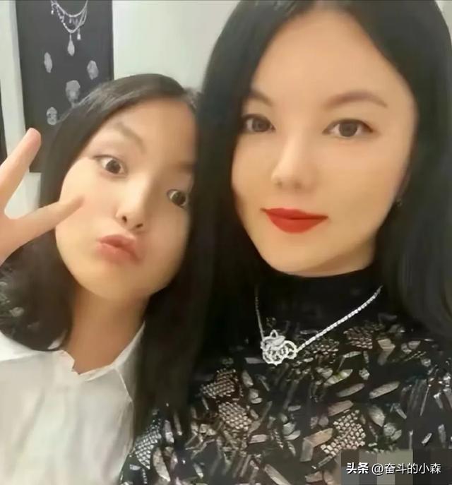 李湘不再隐忍,公开坦白与释永信的关系,黑丝亲吻照终于真相大白