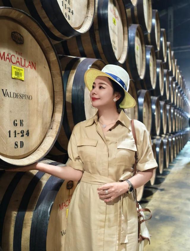 结婚第8年的“二人旅行”：西班牙古城看海、苏格兰庄园找浪漫…