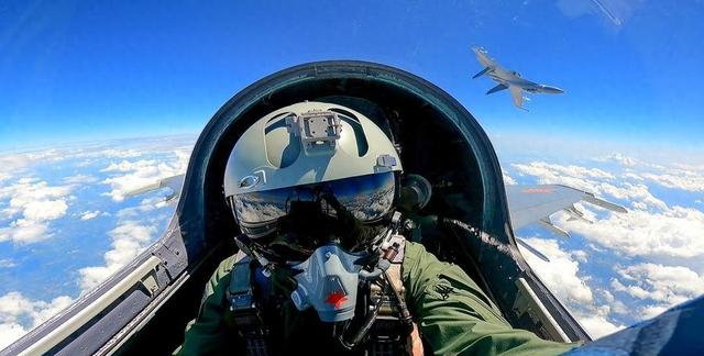 解放军进台海，不到24小时，马英九开始追责	，郑丽文摊牌两岸关系