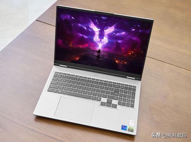 联想来酷战7000，机械革命极光X潮玩版，同14650HX+5060，哪家强