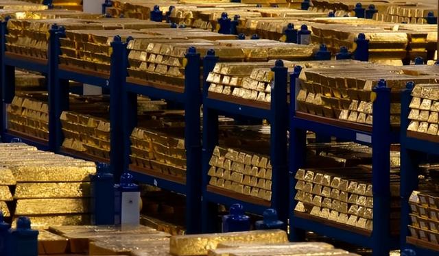 各国开始行动，黄金储备运往中国保管	，带头的国家已经出现了