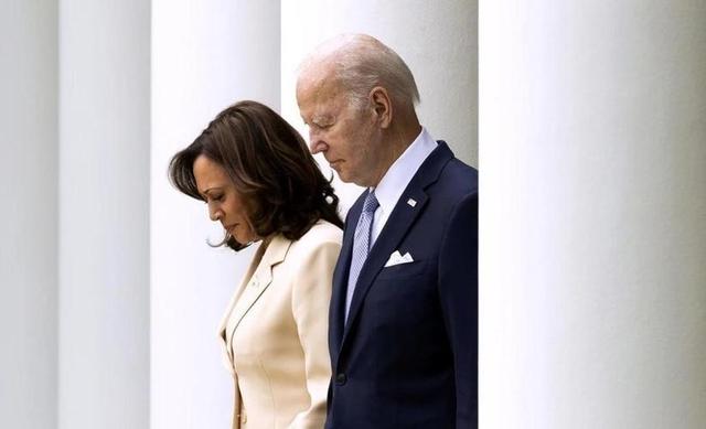 美国曝出惊天丑闻，拜登可能根本没当过总统，任期签名非本人