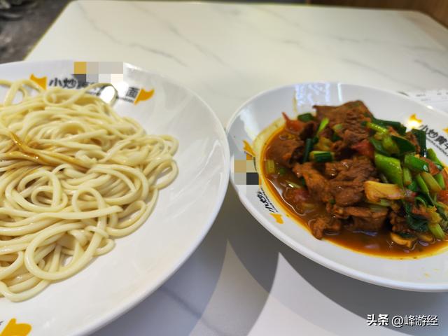 怀远观光夜市，排几十米的长龙只为尝一口牛肉饼