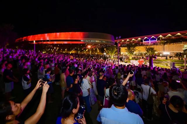 人文经济•活力高新 | 歌声漫过狮山！从街头弹唱到城市IP的成长密码