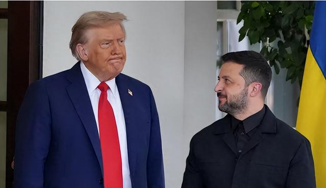 215票赞成215票反对！美最新投票结果出来了，特朗普下达3条命令