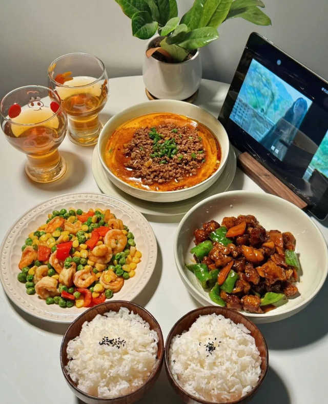 美食制作全解析：一周不重样菜单，每道菜都有超详细步骤解析