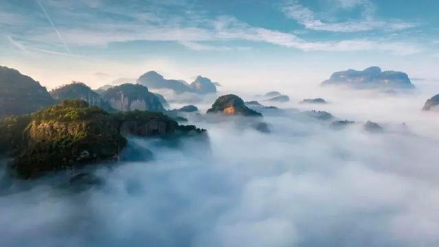 解码鹰潭中式美学：逛古街、访书院、赏木雕……读懂山水与时光的交融