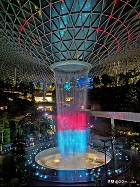 SG60樟宜机场限定、绝美花展灯光秀超20项新加坡国庆活动嗨翻全岛