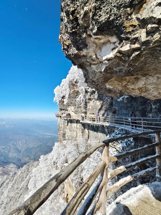 梦幻雪景天花板!龙头山冬日冰雪秘境太绝了!