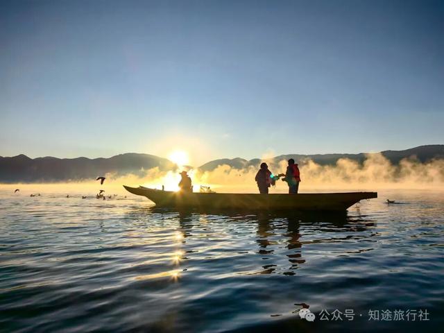 一年中最后一场华丽的秋色，鹤庆泸沽湖休闲5天游！11月底出发