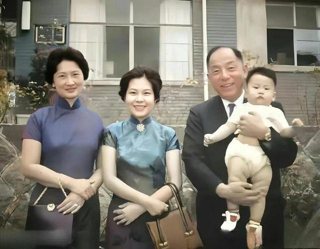 这是张学良老婆赵四小姐真实样貌，并非演员饰演而是货真价实真品
