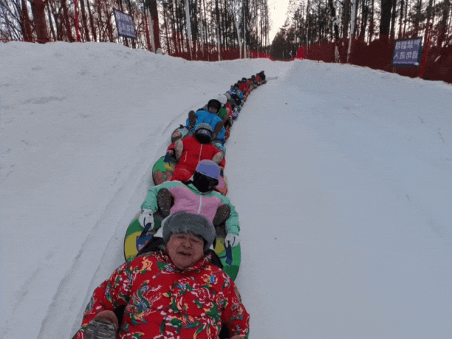 “白+黑”模式开启🤩长春这家5A级景区上新啦！