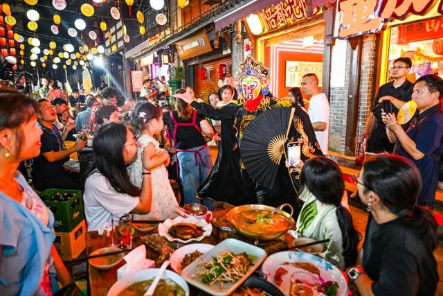 奔腾的中国：2025国庆中秋长假出行消费报告