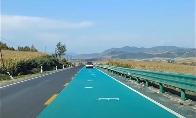 G331吉林段“变形”记——一条边疆公路的“多维进化”