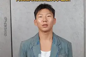 演“恶霸”出圈，4句台词“惹怒”全网，演技征服张艺谋，谁说他演戏只靠“丑”？图片