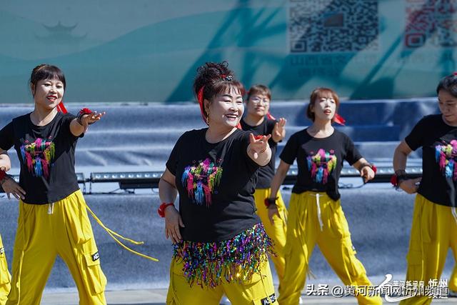 偏关县“唱游偏关”2025广场舞展演举行