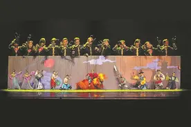 泉州提线木偶戏：一张洒满金辉的名片图片