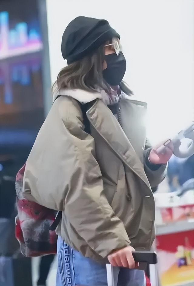 封杀四年，49岁赵薇财力状况接连被扒	，结果估计和你想得不一样