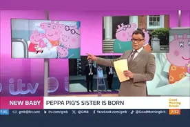 《小猪佩奇》官宣猪妈妈三胎得女，一家五口合照公布图片