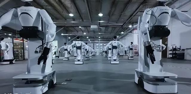 60亿元合约刷屏！人形机器人从秀场到车间，交付才是生死线