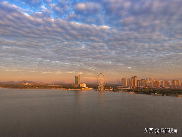 2025.11.13,日出蠡湖 ，霞光满天