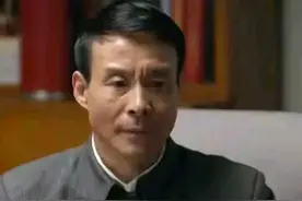 《平凡的世界》：冯世宽不愧官场老狐狸，能上能下，官至纪委书记图片