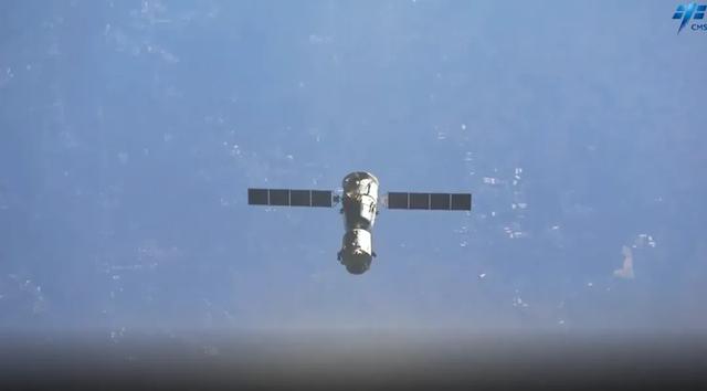 中国空间站即将变轨！神舟二十一号蓄势待发，神舟二十即将返航