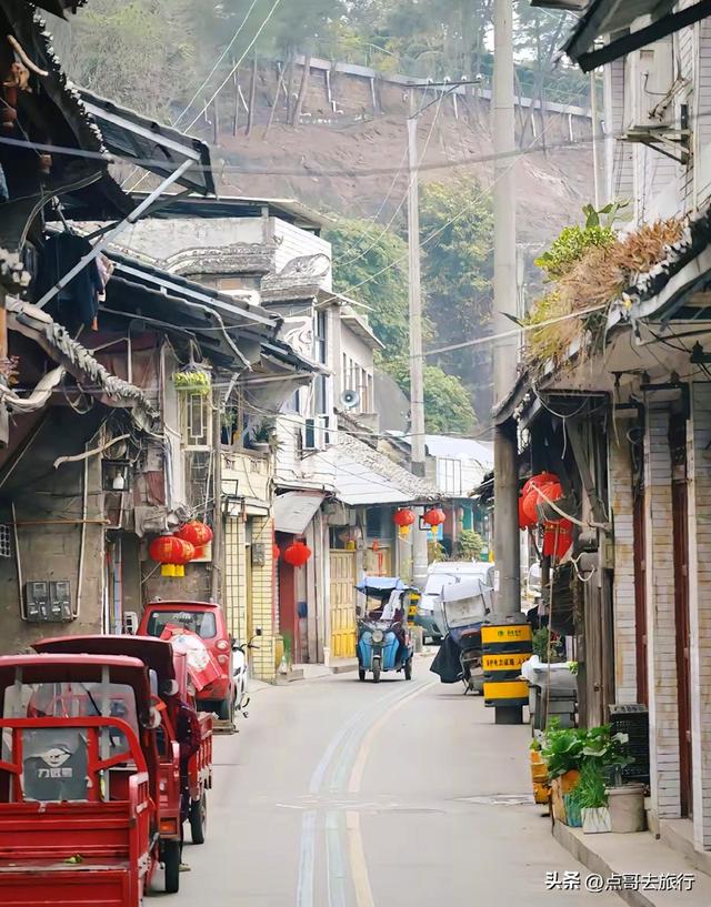 成都府河边，最低调的古场镇，停留在70年前，地铁公交车直达！