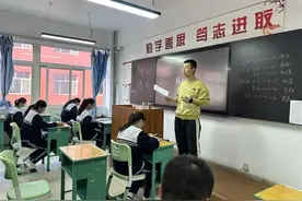 老师化身“解压侠”帮学生纾解压力图片