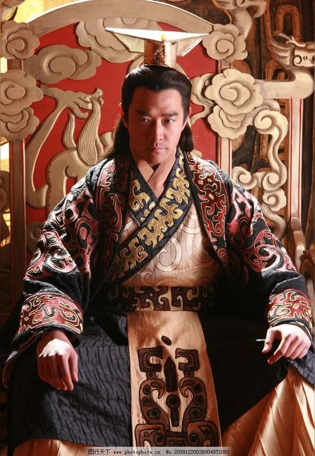 “推翻商朝的英雄:周武王的封建大业与中国古代制度的奠基者”