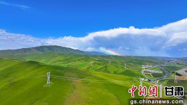 中新武威观 | 雨润抓喜秀龙：彩虹牧歌 绿野仙踪