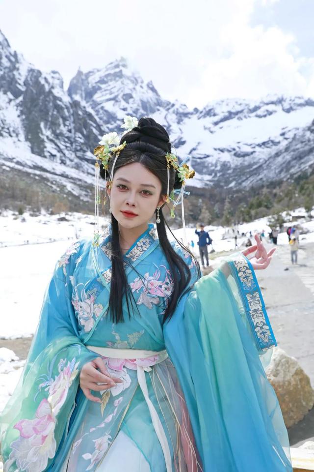 多图预警！国风+山水，毕棚沟这个“五一”假期快乐满格！