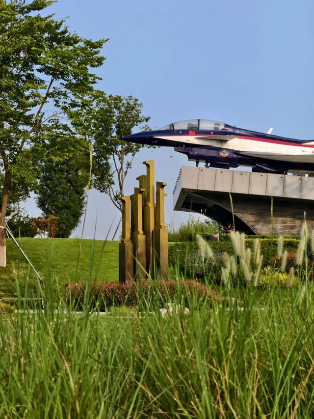 藏不住了，成都这个硬核的宝藏地