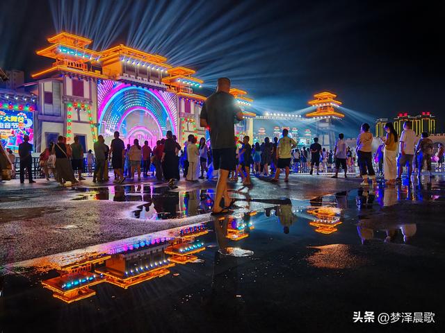 云梦夜未央：楚王城公园楚王天下大舞台、祥云湾灯火里的千年回响