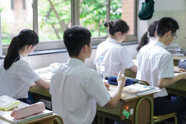 国内最被低估的宜居城市之一，不是大理，不是昆明，而是楚雄！