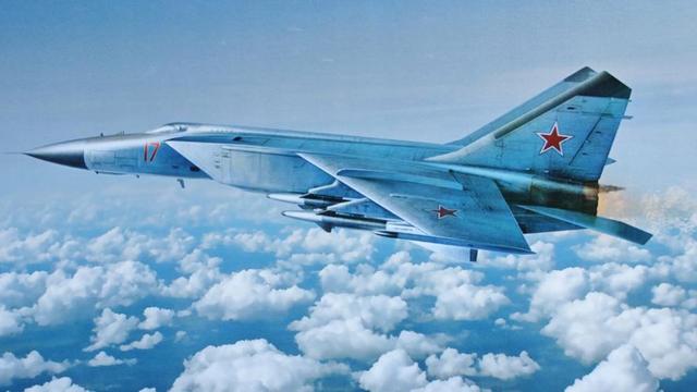 攻不了也守不住？中国空军在西藏上空，被印度空军足足欺负了40年