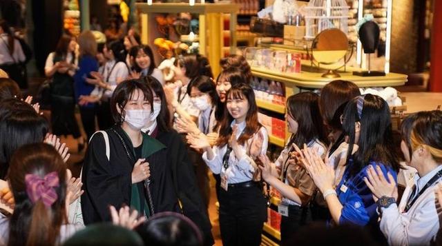 差距明显!中日韩一季度外国游客：日1000万，韩430万，中国呢？