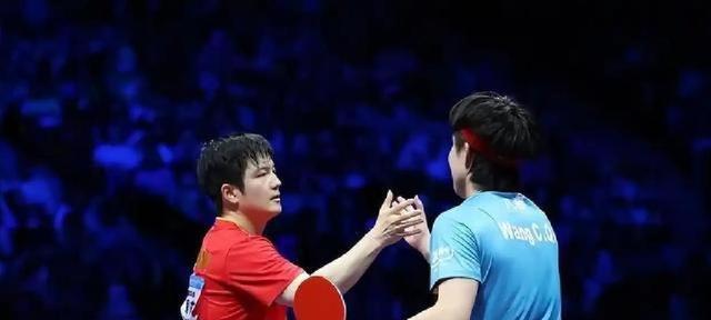 上海输了，樊振东没输！邓亚萍盛赞小胖统治力，赛后更是格局拉满