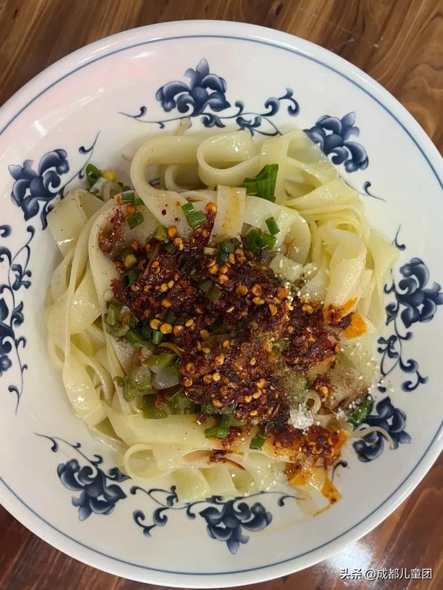 成都周边游丨去江油,看李白童年生活的地方,游小三峡