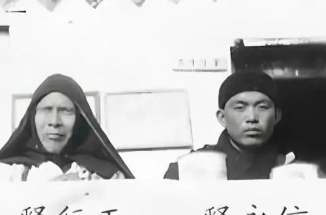 80年代，释永信刚出家时的留影，那时还非常青涩，22岁接管少林寺