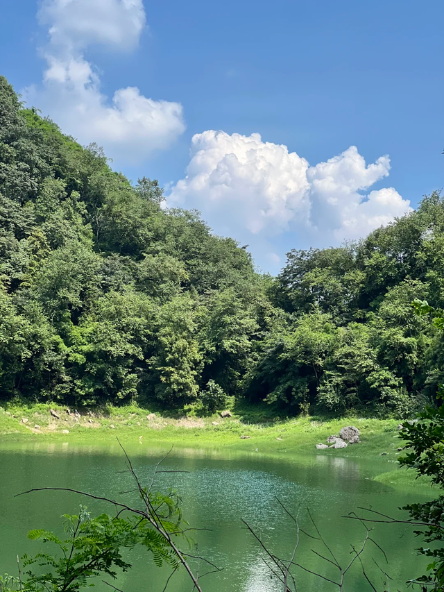 成都1.5h闯进免费"小九寨"，耍水露营钓鱼徒步，遛娃避暑N刷地！
