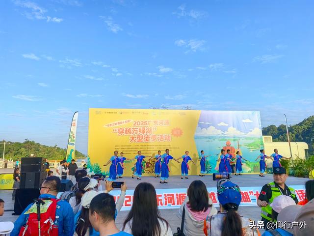 穿越万绿湖大型徒步