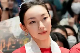 上戏终于出手！亲自打脸那尔那茜助教身份不实，央媒点名言辞犀利图片