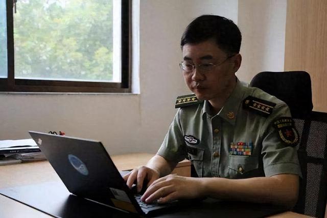 性能高出1000倍，中国北斗被某国电磁干扰，他成功破解助北斗建成