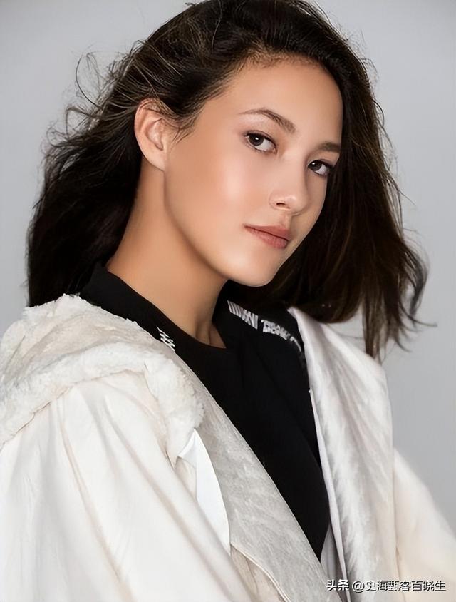 国籍争议不到1年，人民日报公开点名谷爱凌，邓亚萍的话有人信了