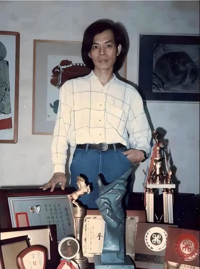 释永信被抓后，最惨的人出现，居然是那个捐46亿的蔡志忠老爷子