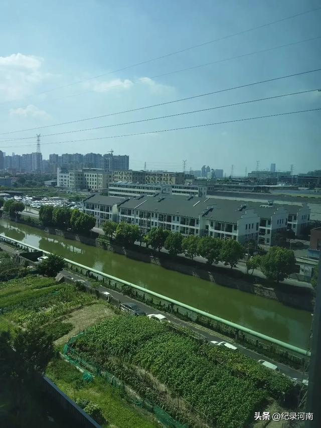 荣成分南北两条线,北线就是网红景点,布鲁维斯啥的都在一起