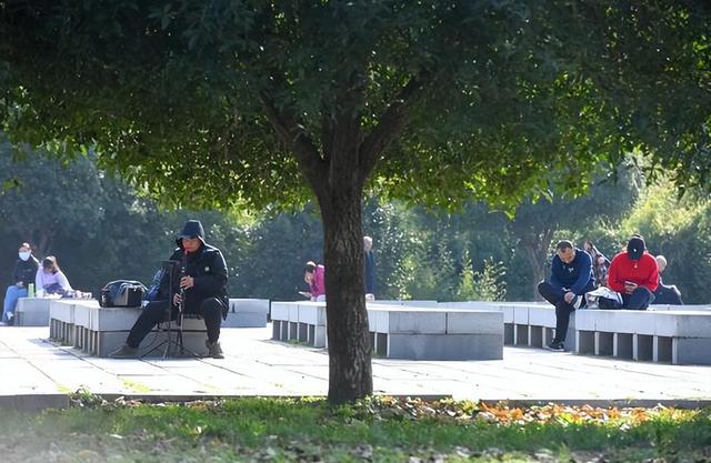 西安大明宫里邂逅初冬暖阳