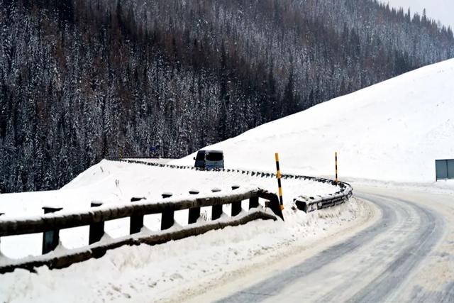 千万别在冬天去新疆!因为去了就回不来了……